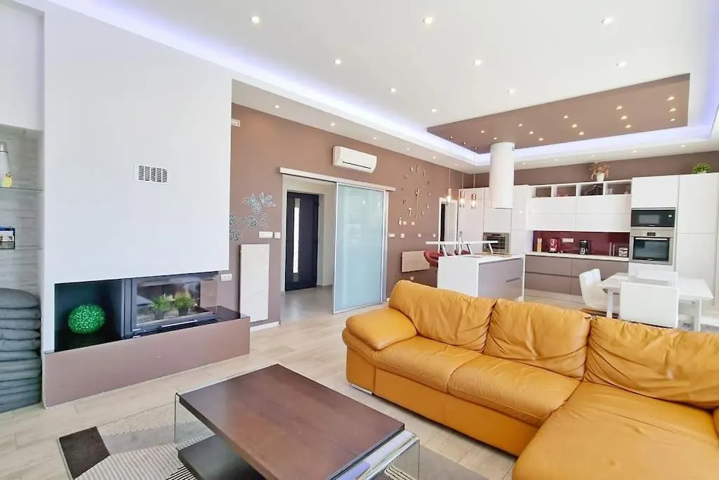 Villa Martina Bellevue Smrika Croatia